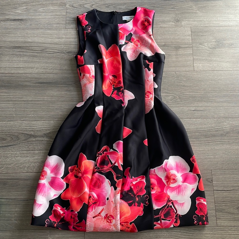 Beautiful brand new dress Calvin Klein